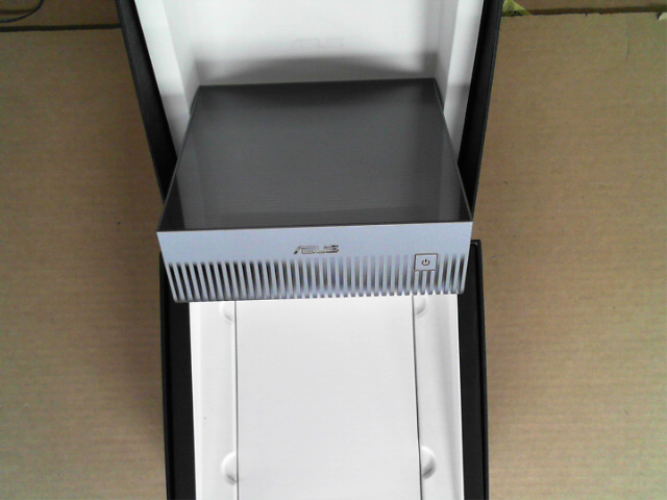 OPEN BOX - Asus Ascent GX10-GG0010BN - AI Desktop - ARM Cortex X925-128GB - 1TB PCI Express NVMe 4.0 x4 SSD - Stellar Gray - NVIDIA GB10 Grace Blackwell Chip - DGX OS - NVIDIA Blackwell