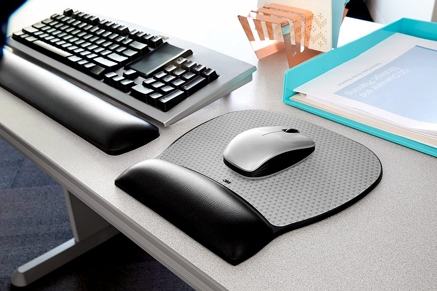 3M Precise Mouse Pad with Gel Wrist Rest, Soothing Gel Comfort with Durable, Easy to Clean Leatherette Cover, Optical Mouse Performance and Battery Saving Design, 9.2" x 8.7", Black (MW310LE) Vertex 8.7" x 9.2" Mouse Pad - Dealtargets.ca
