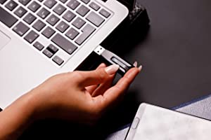 Verbatim 32GB Store 'n' Go V3 USB 3.0 Flash Drive - Gray