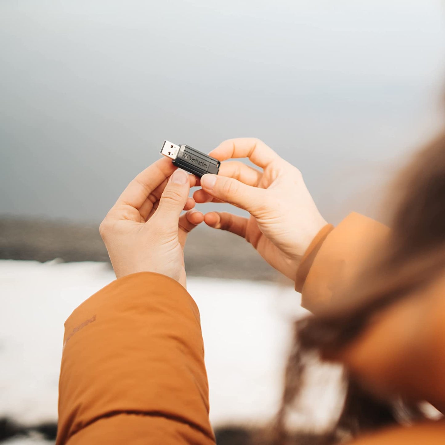 Verbatim 64GB PinStripe Retractable USB 2.0 Flash Thumb Drive with Microban Antimicrobial Product Protection – Black Single 64 GB