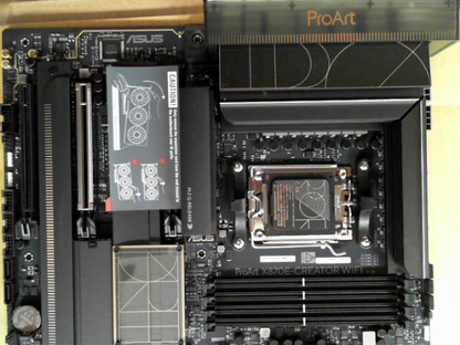 OPEN BOX - ASUS ProArt X870E-CREATOR WiFi AMD AM5 X870E ATX Motherboard PCIe® 5.0 x16 Slots with Full Support for Next-gen GPUs, 16+2+2 Power Stages, DDR5, Dual USB4®, 10 Gb & 2.5 Gb LAN, WiFi 7, Four M.2 Slots