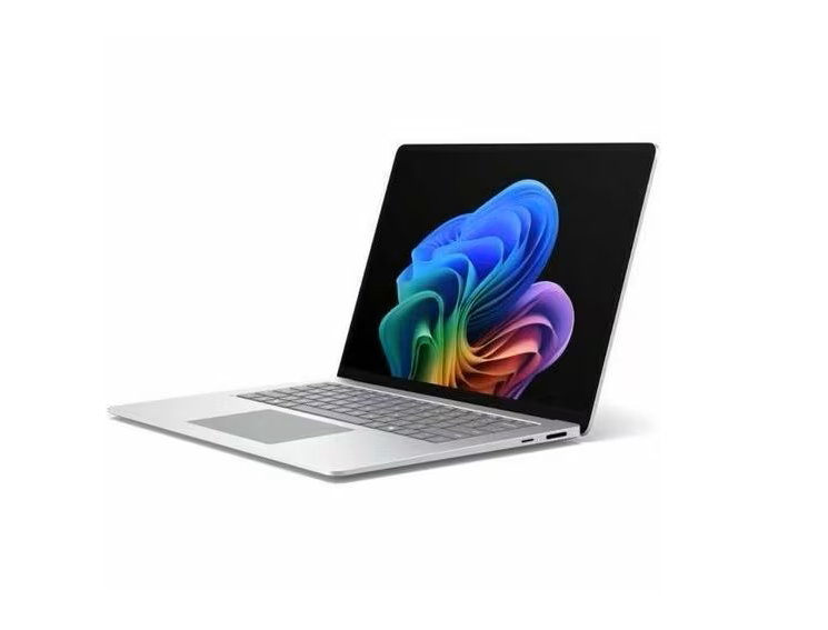 Microsoft Surface Laptop 8 13.8 Touchscreen Notebook - Intel Core Ultra 5 335 - 16 GB - 256 GB SSD -  Windows 11 Pro - Webcam - Wi-Fi 7 - Platinum - EP2-47615