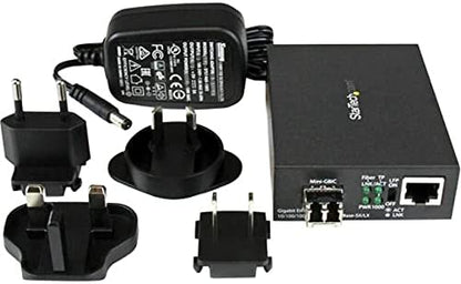 StarTech.com Multimode (MM) LC Fiber Media Converter for 10/100/1000 Network - 550m - Gigabit Ethernet - 850nm - with SFP Transceiver (MCM1110MMLC)
