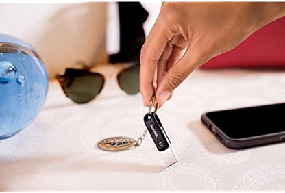 SanDisk 128GB iXpand Flash Drive Go for iPhone and iPad - SDIX60N-128G-GN6NE 128GB Flash Drive