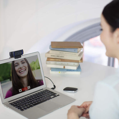 Logitech C920S HD Pro Webcam, Full HD 1080p/30fps Video Calling, Clear Stereo Audio, HD Light Correction, Privacy Shutter, Works with Skype, Zoom, FaceTime, Hangouts, PC/Mac/Laptop/Tablet/XBox - Black