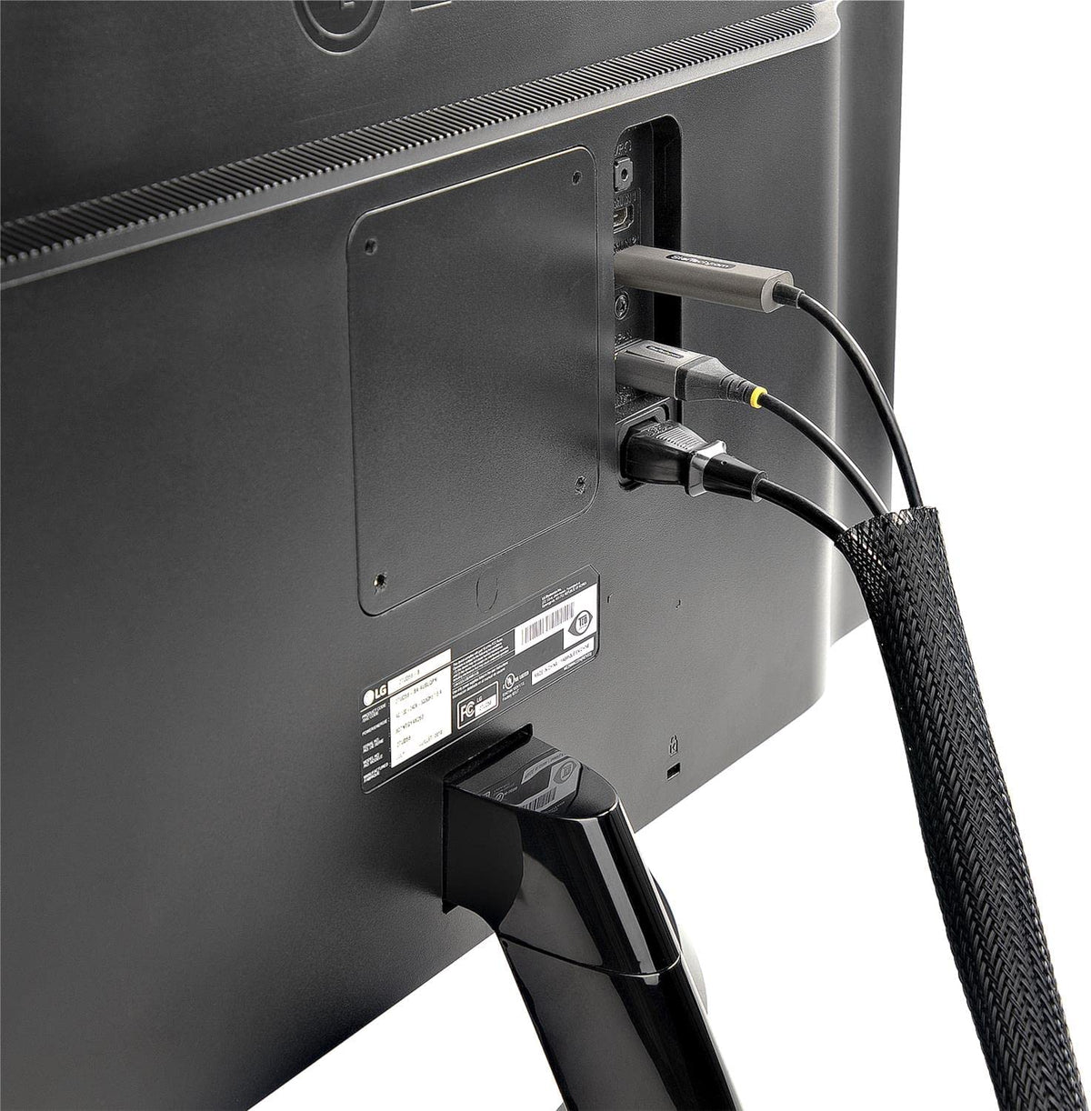 StarTech.com 10ft (3m) Cable Management Sleeve, Trimmable Heavy Duty Cable Wrap, 1.2" (3cm) Dia. Polyester Mesh Computer Cable Manager/Protector/Concealer, Black Cord Organizer/Hider (WKSTNCMFLX)