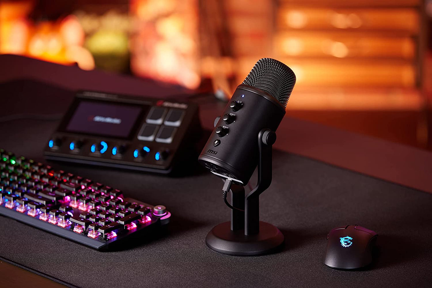 MSI IMMERSE GV60 Streaming Microphone (USB Type-C Interface and 3.5mm Aux, for Professional Applications with Intuituve Control in 4 Modes: Stereo, Omnidirectional, Cardioid and Bidirectional)