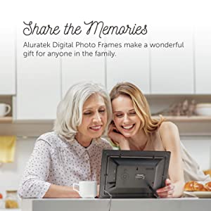 Aluratek 10" Digital Photo Frame with Matte and 4GB Built-in Memory, USB/SD/SDHC Supported, Built-in Clock &amp; Calendar, Easy Setup 10" Black + White Matting - Dealtargets.com