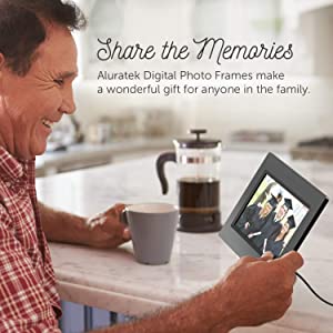 Aluratek 7 Inch LCD Digital Photo Frame with Auto Slideshow Using USB &amp; SD/SDHC (ADPF07SF) – Black - Dealtargets.com